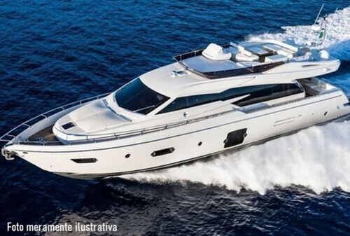 Ferretti 750 2012