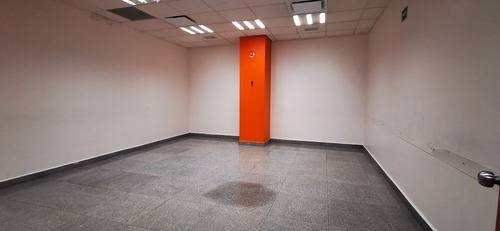 Imagen 7 de 14 de Renta - Local - Revolución - 711 M2 - Planta Baja