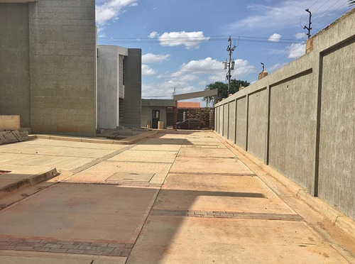 Imagen 15 de 16 de Townhouses Nuevos En Venta El Tigre
