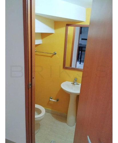 Casa En Venta En Suba - El Plan. Cod V4153