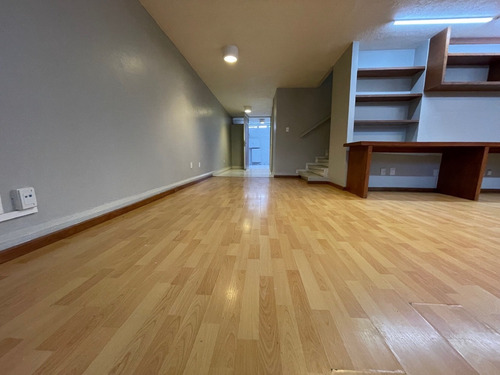 Imagen 1 de 11 de Oportunidad Casa Con Diversos Usos Comerciales