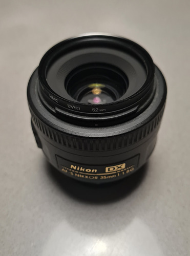 Lente Nikon 35mm F/1.8g + 18-55mm F/3.5-5.6g Vr