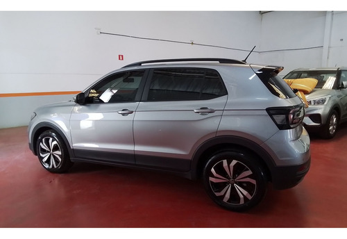 Volkswagen T-Cross 1.0 200 TSI TOTAL FLEX AUTOMÁTICO