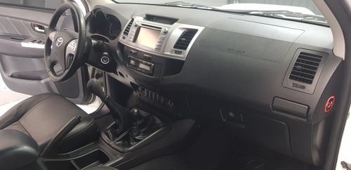 Toyota Hilux 3.0 Cd Srv Cuero 171cv 4x4 2014