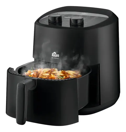 Fritadeira elétrica Kian preta com cesto entreaberto e batatas fritas steaming