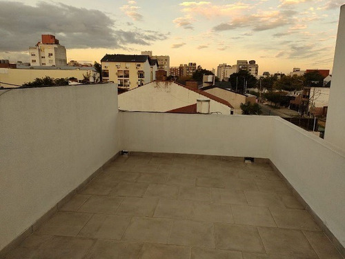 Imagen 6 de 7 de Departamento Monoambiente C/ Balcon En Venta - Moron Centro
