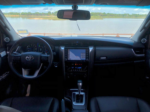 Imagem 13 de 14 de Toyota Sw4 2020 2.8 Tdi Srx 7l 4x4 Aut. 5p
