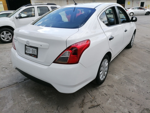 Imagen 3 de 3 de Nissan Versa 2017 1.6 Drive Mt