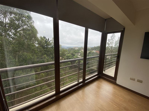 Hermoso Departamento En Venta De 4 Dorm. En Andalue