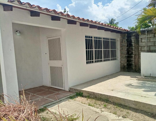Imagen 2 de 9 de Casa En Venta Santa Cruz Urbanizacion Corocito