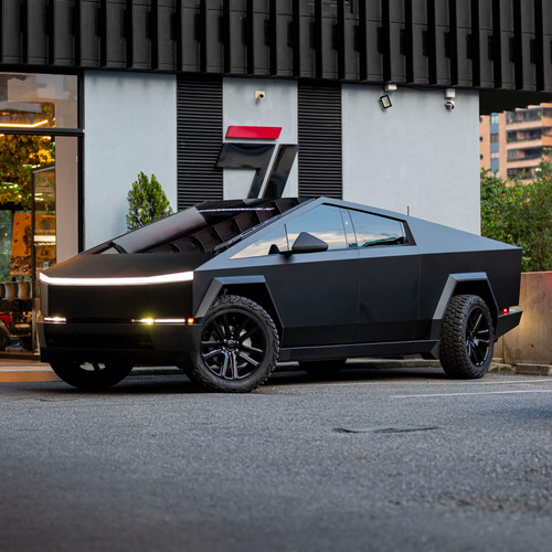 Tesla Cybertruck Foundation Series 2025