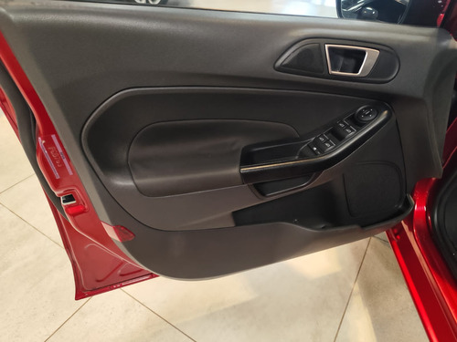 Ford Fiesta Kinetic 1.6 Se Powershift 120cv Cassano