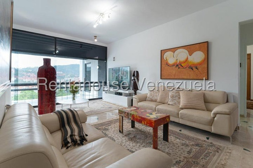 Casa ( 2 Niveles / Remodelada ) Venta Los Samanes Mls - 25-17419