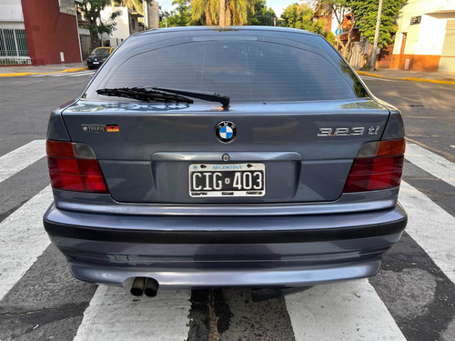 Imagen 9 de 13 de Bmw 2.5 323