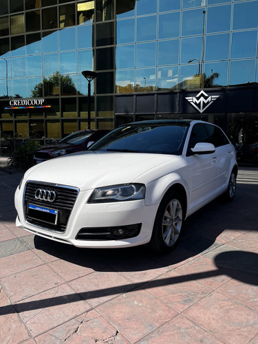 Audi A3 Sportback 2.0 I Stronic 143cv