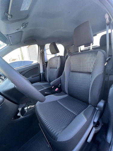 Imagen 9 de 11 de Toyota Etios 1.5 Xls At 5p