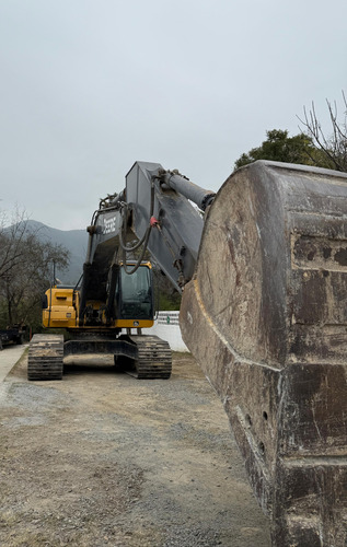 John Deere Excavadora 350glc 2013