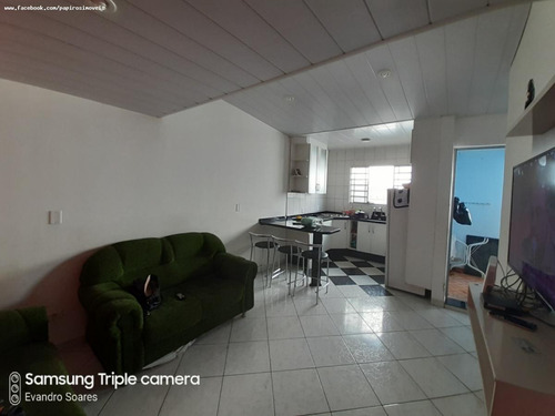 Casa Para Venda Em Tatuí, Vila Doutor Laurindo, 2 Dormitórios, 1 Suíte, 2 Banheiros, 1 Vaga - 576_1-1460112