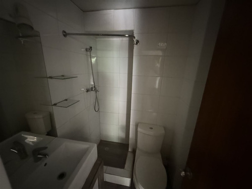 Departamento En Venta De 2 Dorm. En Las Condes