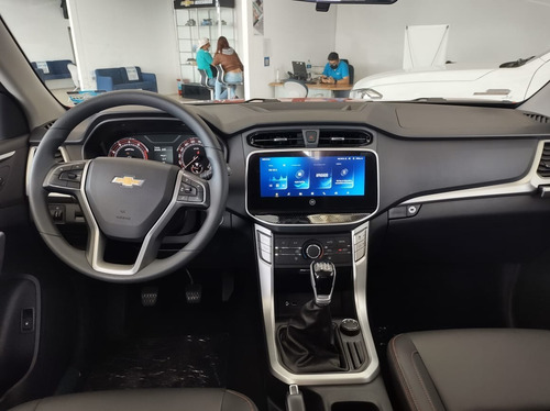 Imagen 12 de 15 de Chevrolet S10 Max 2023