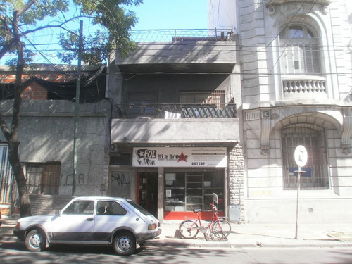 Imagen 2 de 12 de Local Comercial Con Vidriera, Persiana Metálica