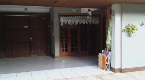 Casa Em Hípica Com 3 Dormitórios - Lu265667