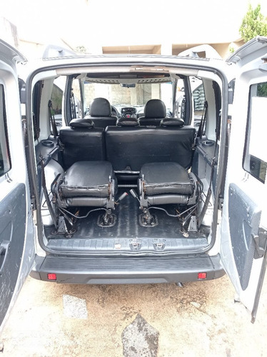 Fiat Doblo 2018 1.8 16v Essence 7l Flex 5p
