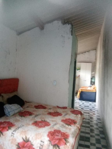 Imagem 4 de 11 de Casa Com 3 Dormitórios À Venda, 100 M² Por R$ 160.000,00 - Jardim Josely - Itaquaquecetuba/sp - Ca0742
