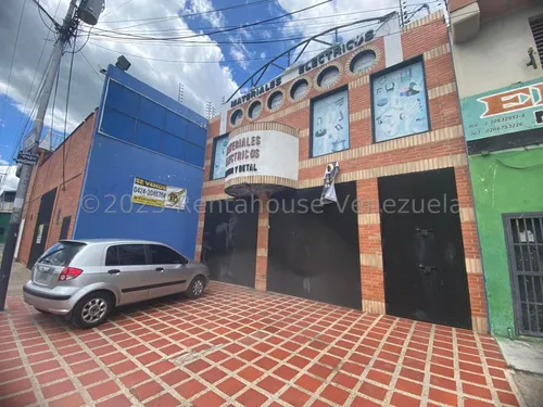 Galpón En Venta Santa Rosa Brm