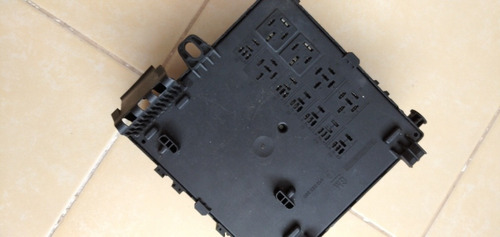 Caja De Fusibles Relay Gm Vectra 1.8 16v 02-09 460 023 260 (Usado)