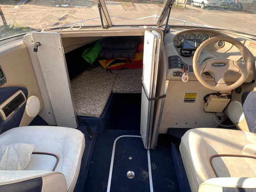 Lancha Cuddy Bayliner Capri 2052 Masquelanchas