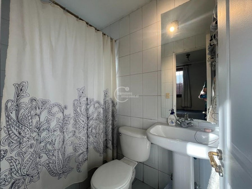 Casa En Venta De 7 Dorm. En Lo Barnechea