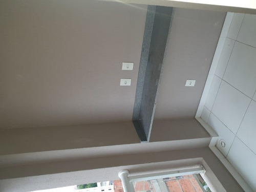 Apartamento À Venda Na Rua Cláudio Aparecido Oliveira, Jardim Roberto, Osasco - Sp - Liv-6367