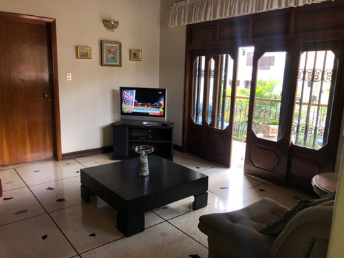 Imagen 5 de 14 de Hermosa Quinta En Venta, Urbanización San Luis.