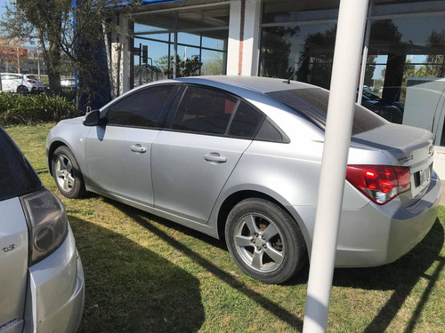 Imagen 4 de 10 de Chevrolet Cruze 2013 1.8 Lt Mt 4 P