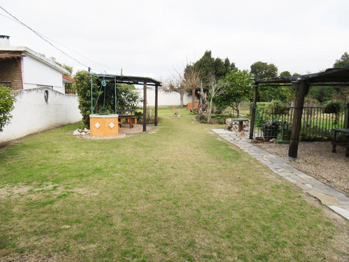 Imagen 1 de 21 de Venta Casa Tres Dormitorios Nuevo París