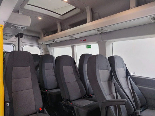 Nova Ford Transit Executiva 17+1 Lugares 2025 0km 5p Prata