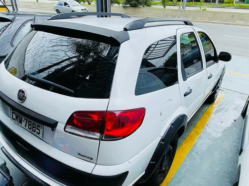 Fiat Palio Weekend Fiat Palio Weekend Adventure Locker 1.8 8V (Flex)