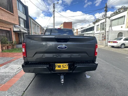 Ford F-150 3.3 Xlt