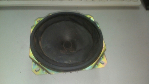 Parlante Yamaha Gran Rango Dinámico 4ohms 8w 4 De Diametro