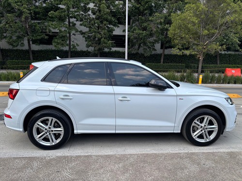 Audi Q5 2.0 L 45 Tfsi S Line Dsg
