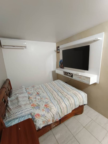 En Venta Casa Comercial Con Anexos En Av. Las Ferias -valencia G01-23