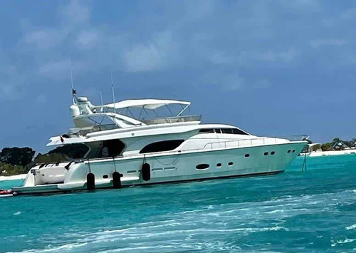 Imagen 12 de 12 de Yate Ferretti 81 Lv1859