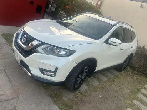 Nissan X-Trail 2.5 Platinum 2 Row Cvt