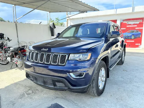 Jeep Grand Cherokee Laredo 2018