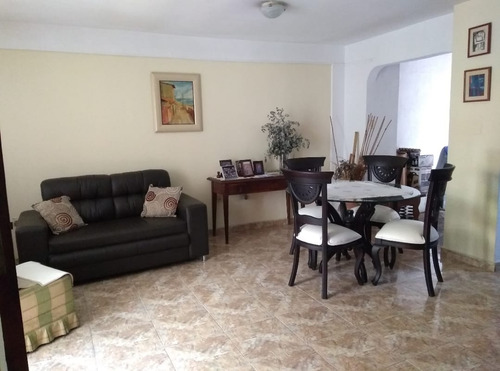 Michelle Vende Casa Quinta Tipo Townhouse Naguanagua Red-jg3