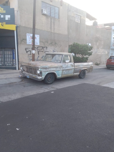 Ford Pick Up F100