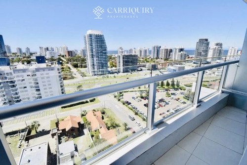 Apartamento En Alquiler Temporario Playa Mansa 2 Dormitorios Seasons Tower