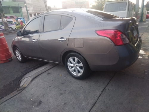 Nissan Versa 1.6 Advance At