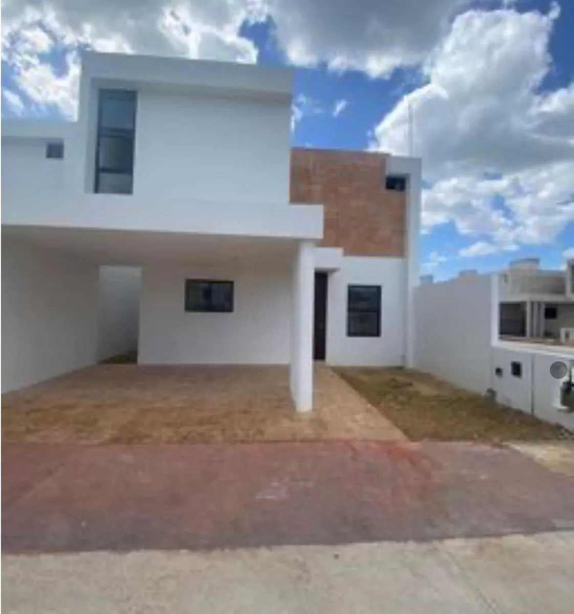 Casa En Venta En Mérida Conkal En Privada Con Alberca Mod 210